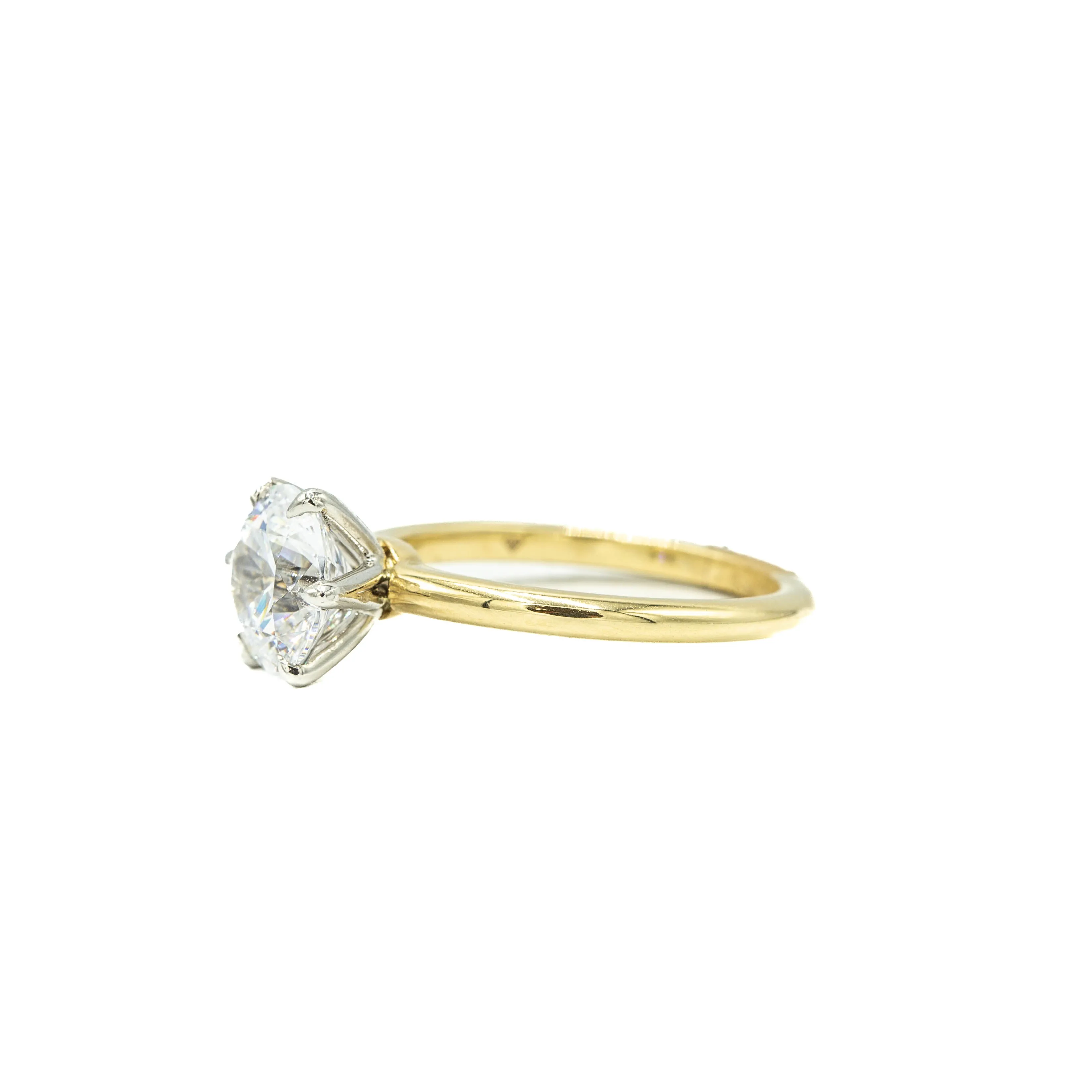 14ky 6-Prong Solitaire Diamond Ring