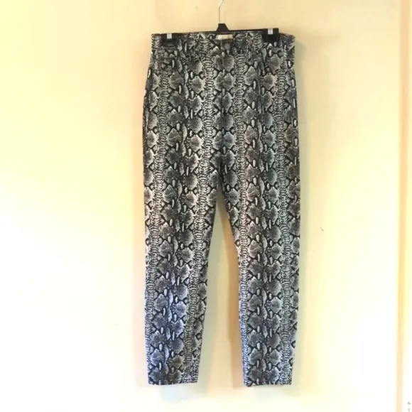 Alice   Olivia Snake Print Good High Rise Skinny Jeans 28
