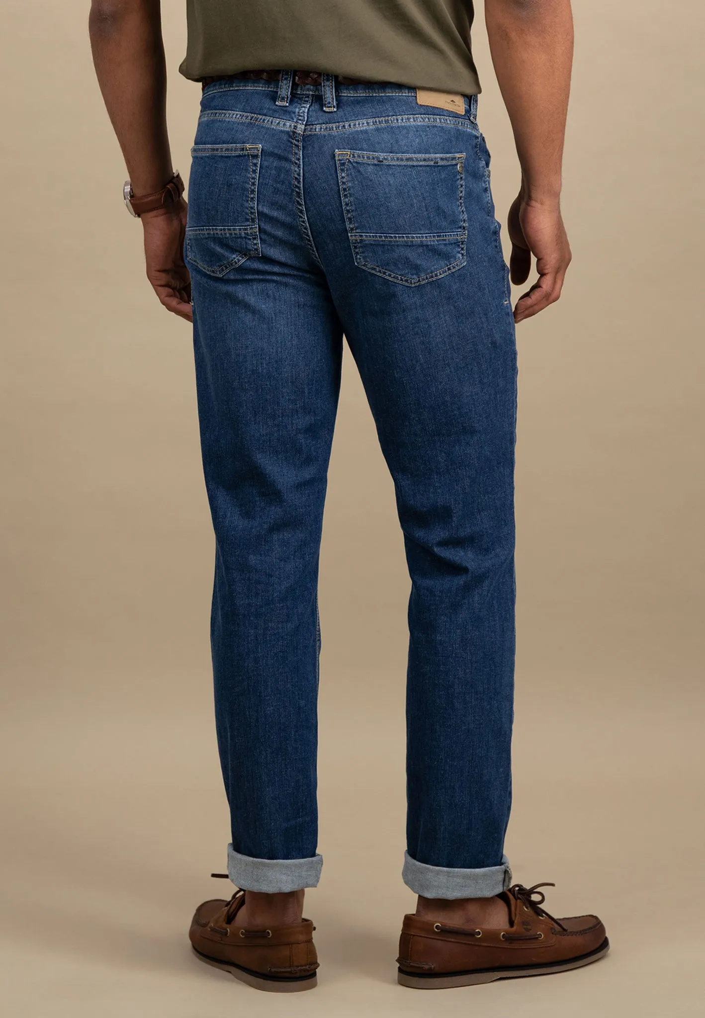Casual-Fit Jeanshose im 5-Pocket-Design
