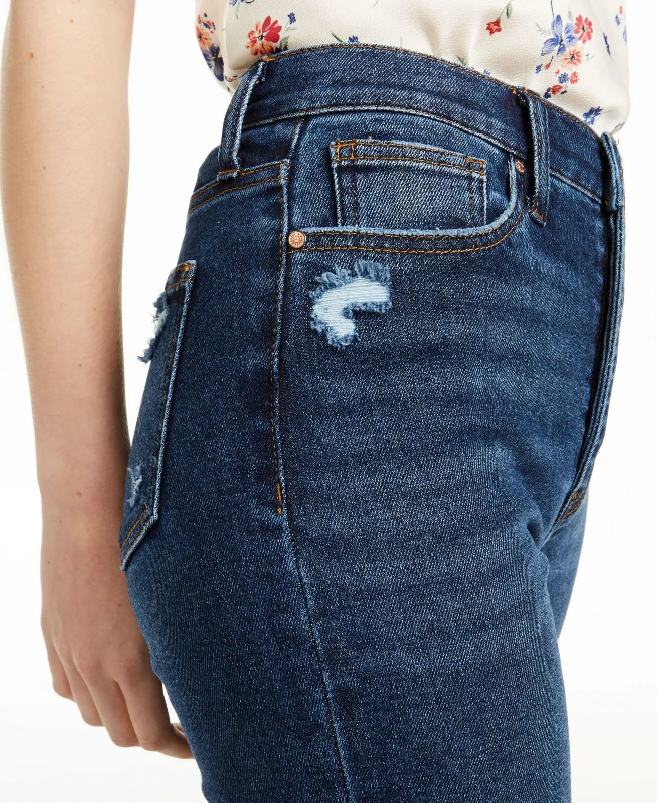 Celebrity Pink Women's Junior Fit Distressed Crop Straight Jeans
