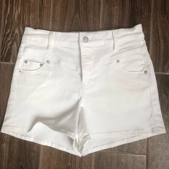 Chelsea &amp; Violet White Jean Shorts