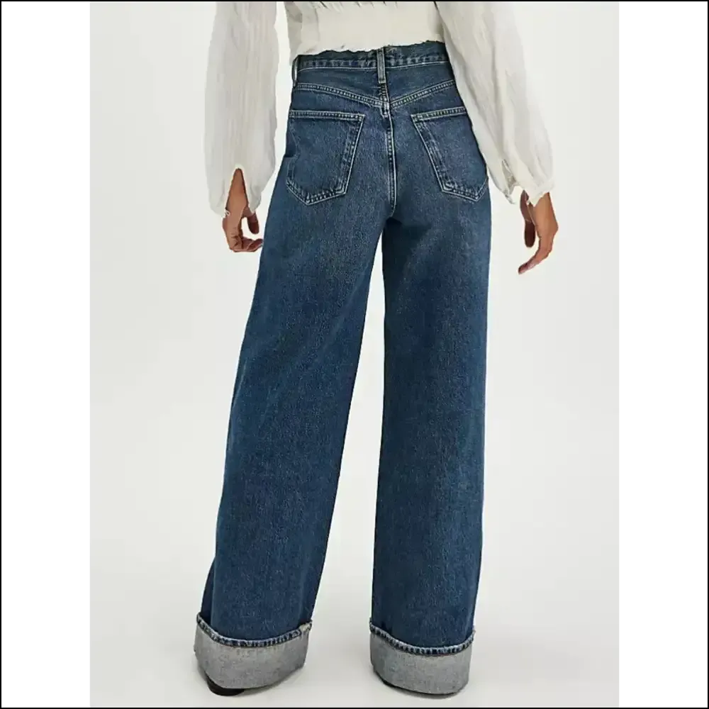Chic Cuffed Jeans: Because your Legs Deserve a Stylish Comedy Show! 😂👖