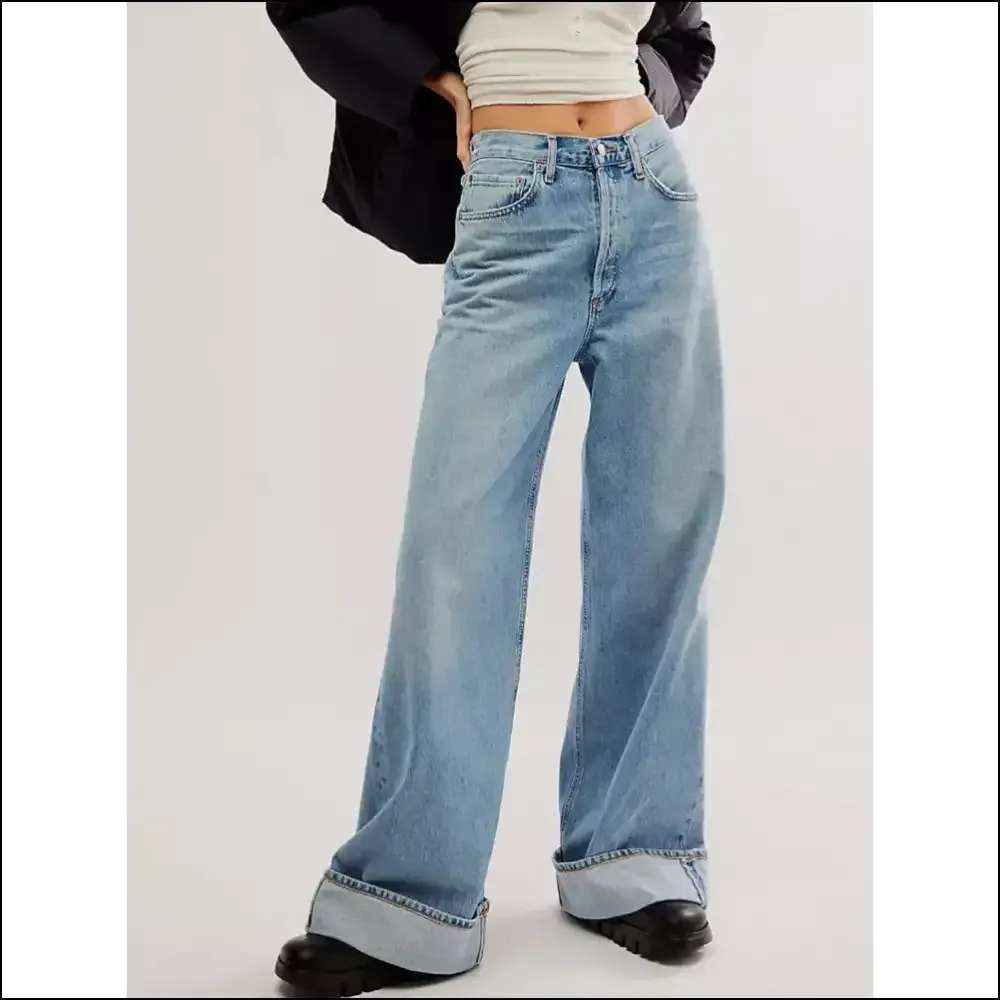 Chic Cuffed Jeans: Because your Legs Deserve a Stylish Comedy Show! 😂👖