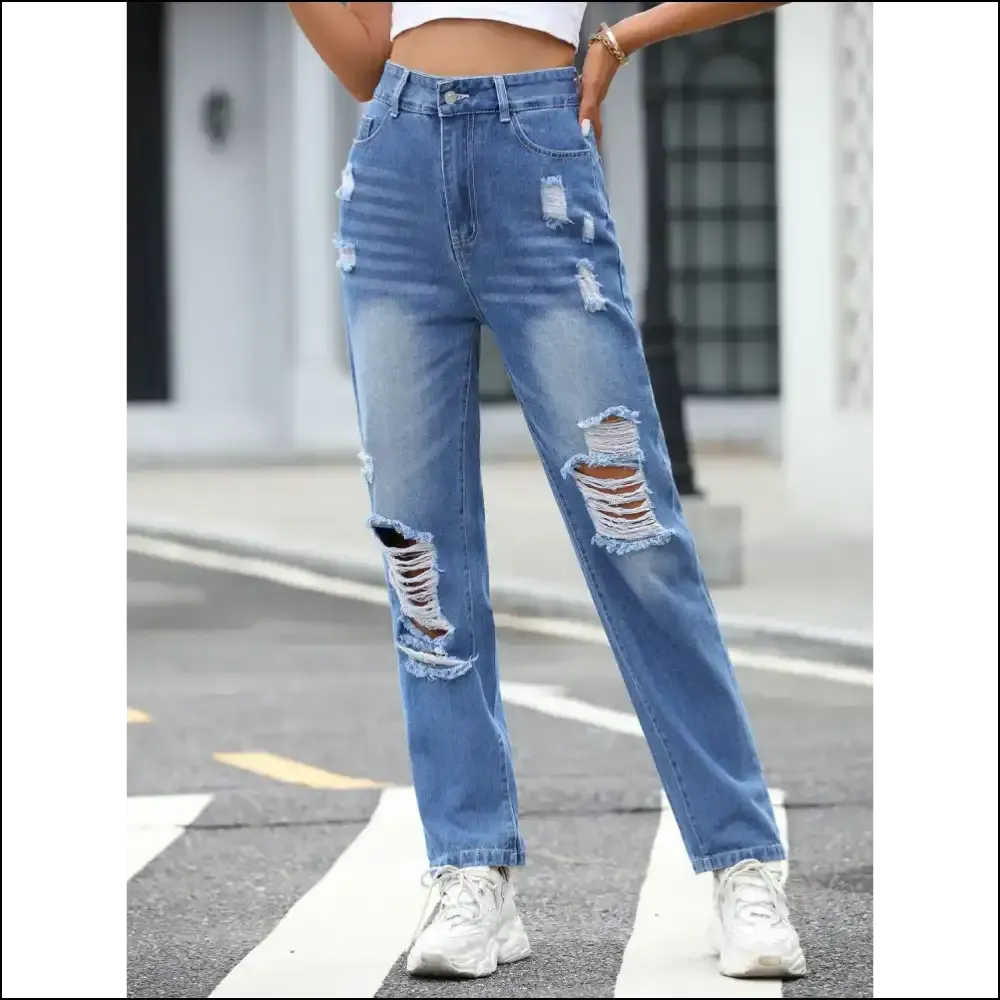 Chic Distressed Straight Jeans: Confidence in Every Tear 😂👖