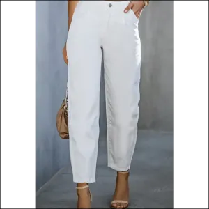 Chic High-waist Straight Jeans: your Rear's New Best Friend! 🍑