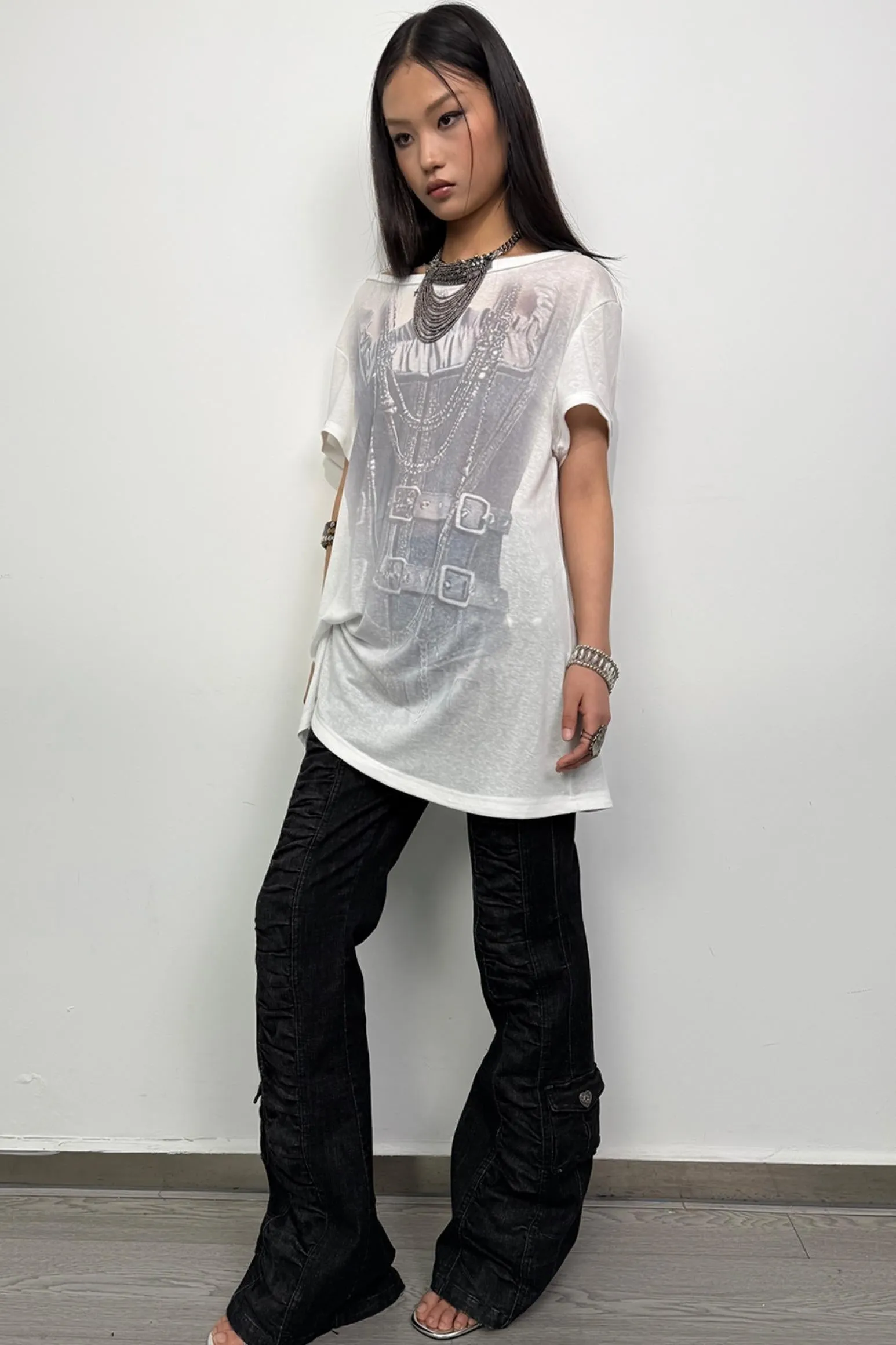 Chic Pleated Flare Jeans