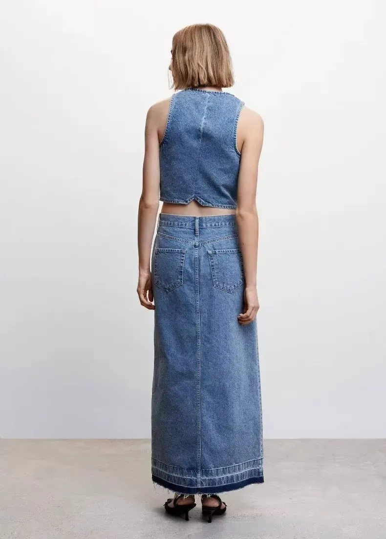 Chic Stroll Denim Maxi Skirt