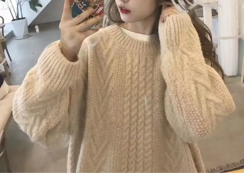 Comfortable Solid Color Round Neck Sweater for Women's Casual Wear