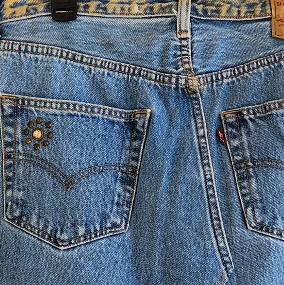 Cool vintage redone Levi's skirt by Streets‎ Ahead