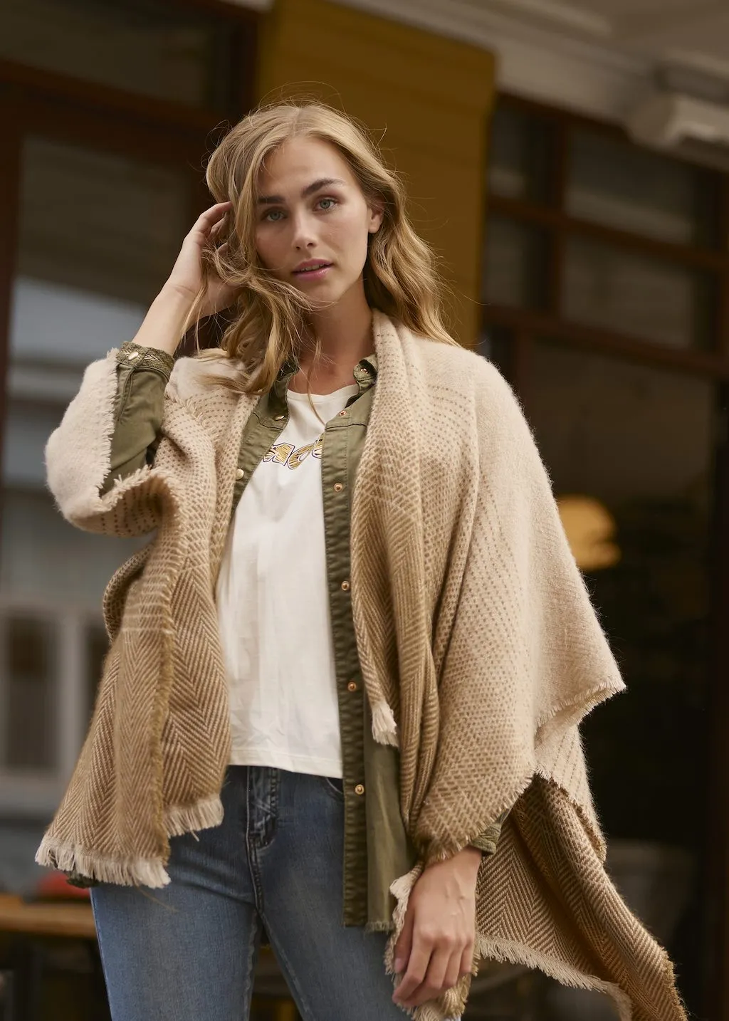 Crella Cape