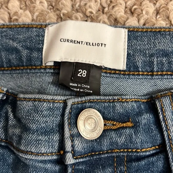 Current/Elliott Turnt Ankle Skinny Stiletto Studded Blue Keeling Jean Size: 28