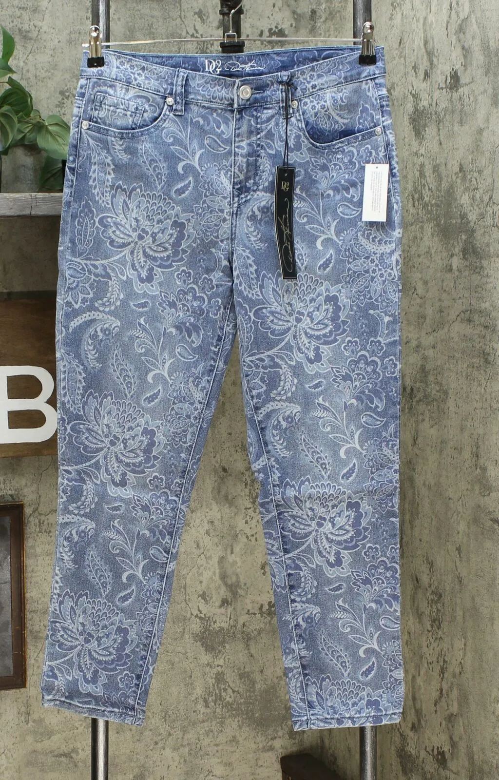DG2 by Diane Gilman Women's Petite Virtual Stretch Paisley Print Skinny Jeans