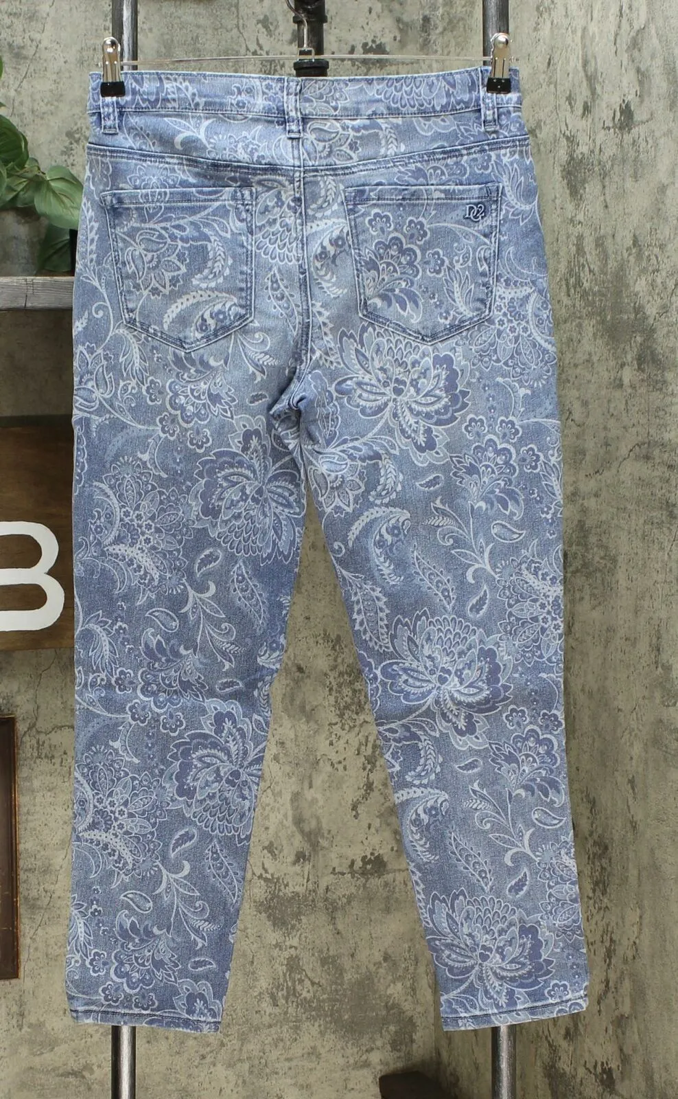 DG2 by Diane Gilman Women's Petite Virtual Stretch Paisley Print Skinny Jeans