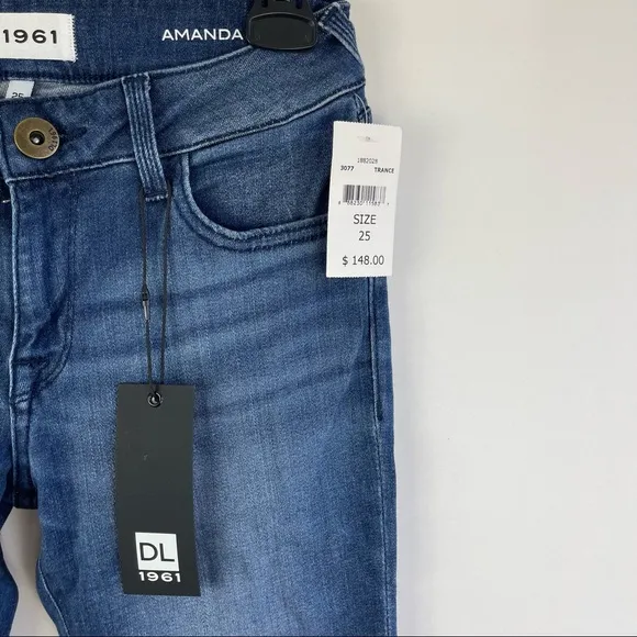 DL1961 Smart Denim Amanda Skinny Jeans Size 25
