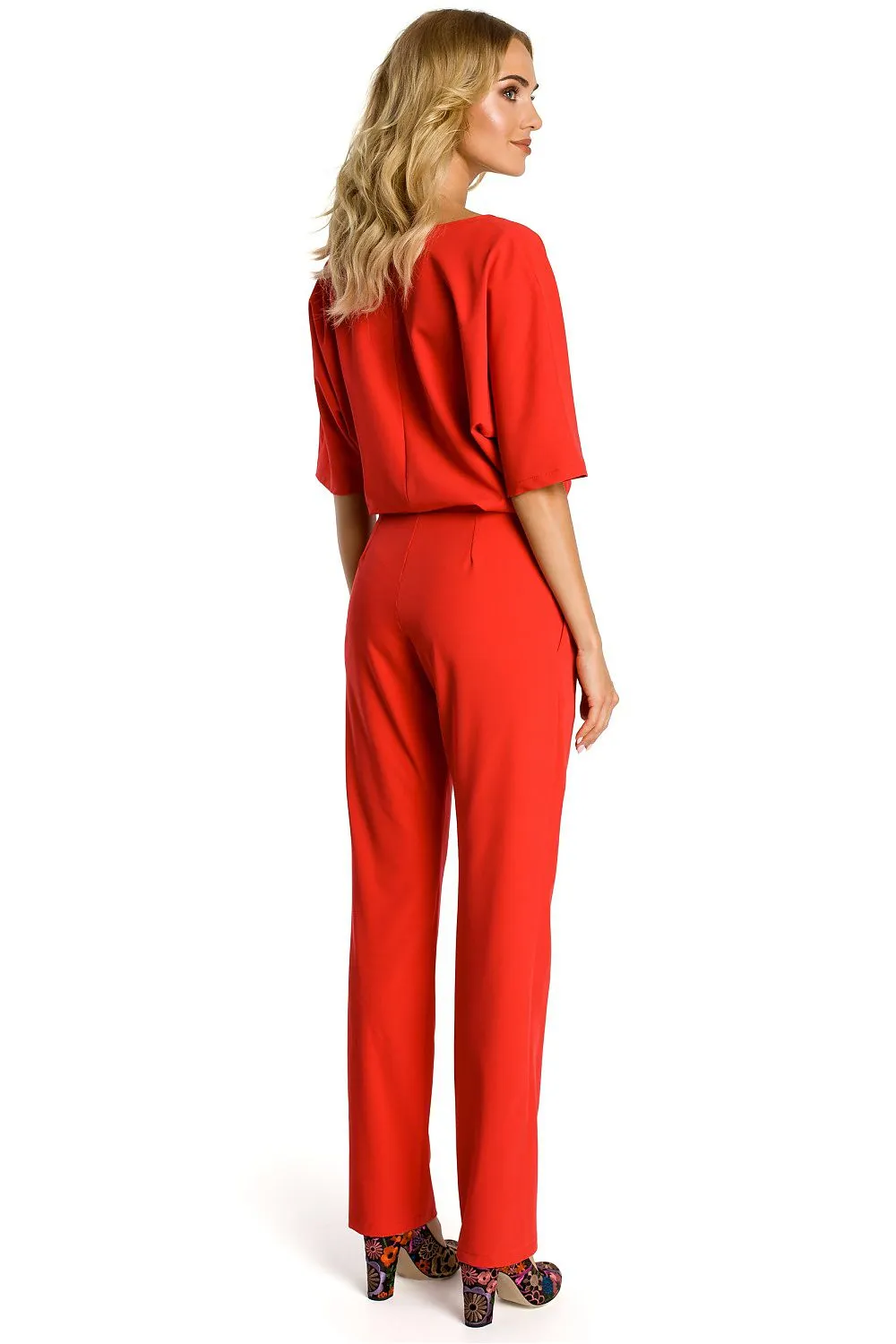 Elegant Loose-Fit Jumpsuit with Belt