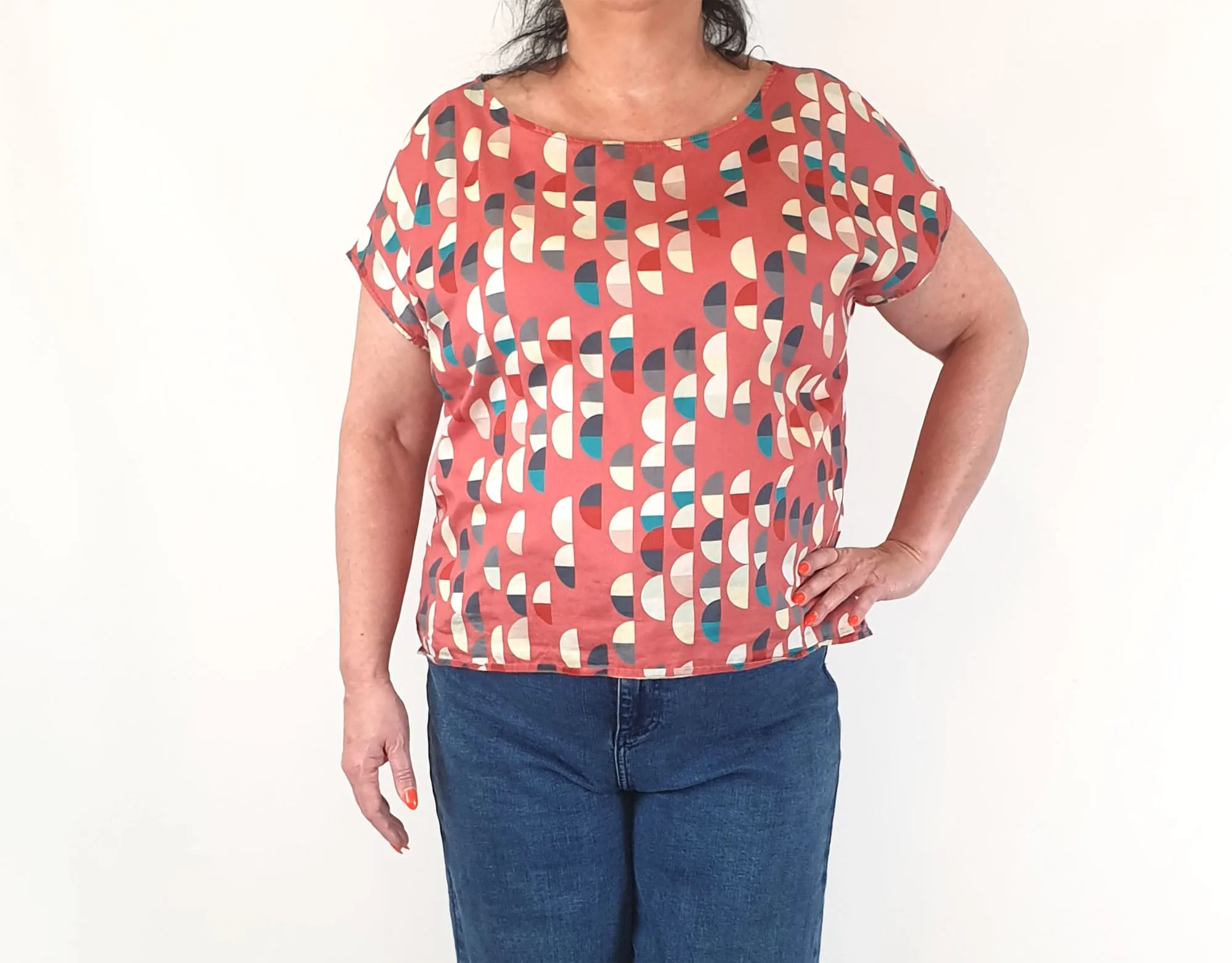 Essaye by Surface Art red print top size XXL