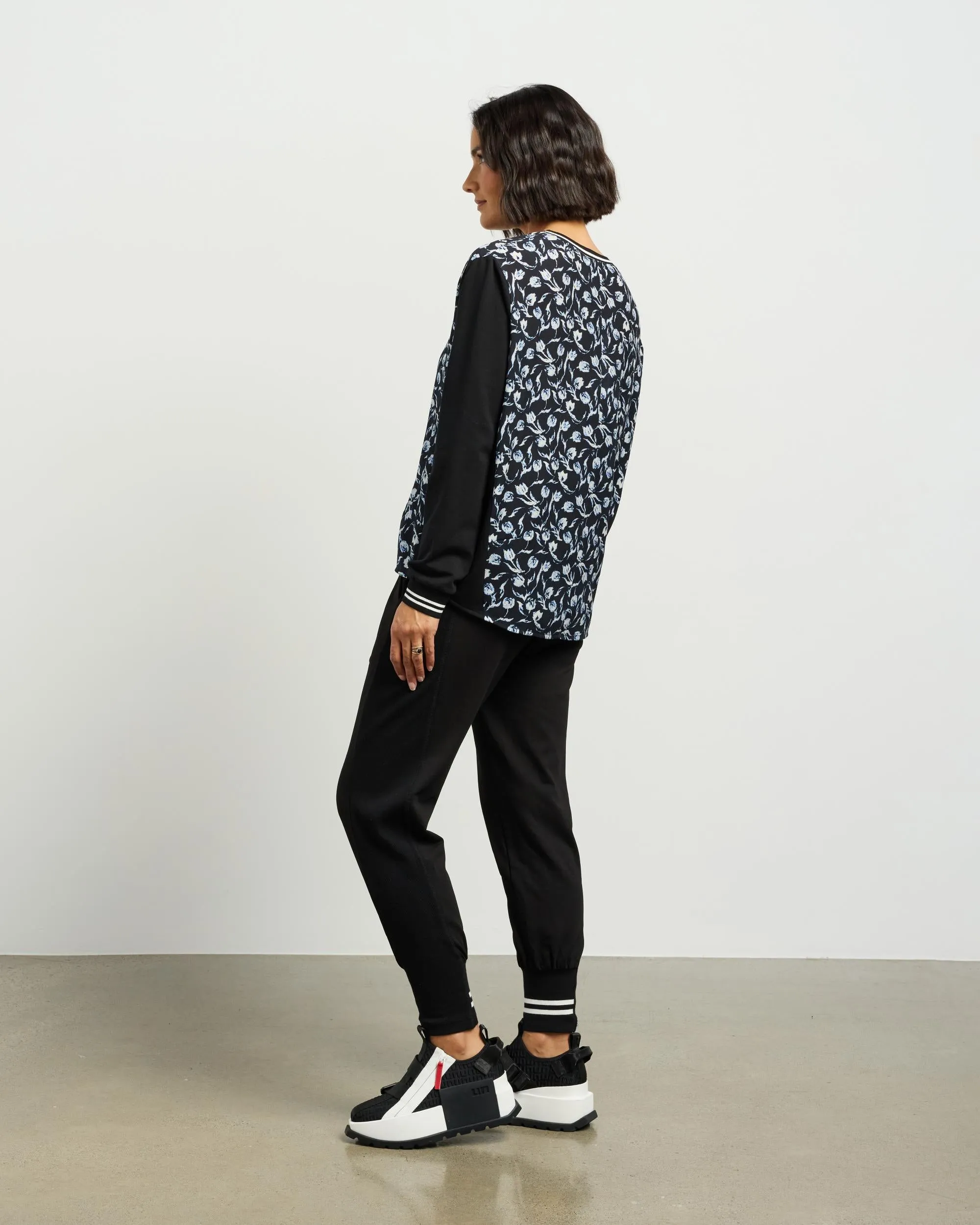 et alia Smith Top - Azure Petals/Black