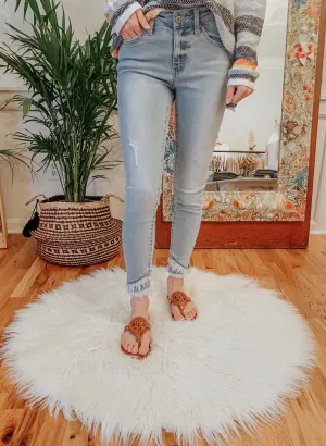 Feel Good Fresh Wash Mid Rise Fray Ankle