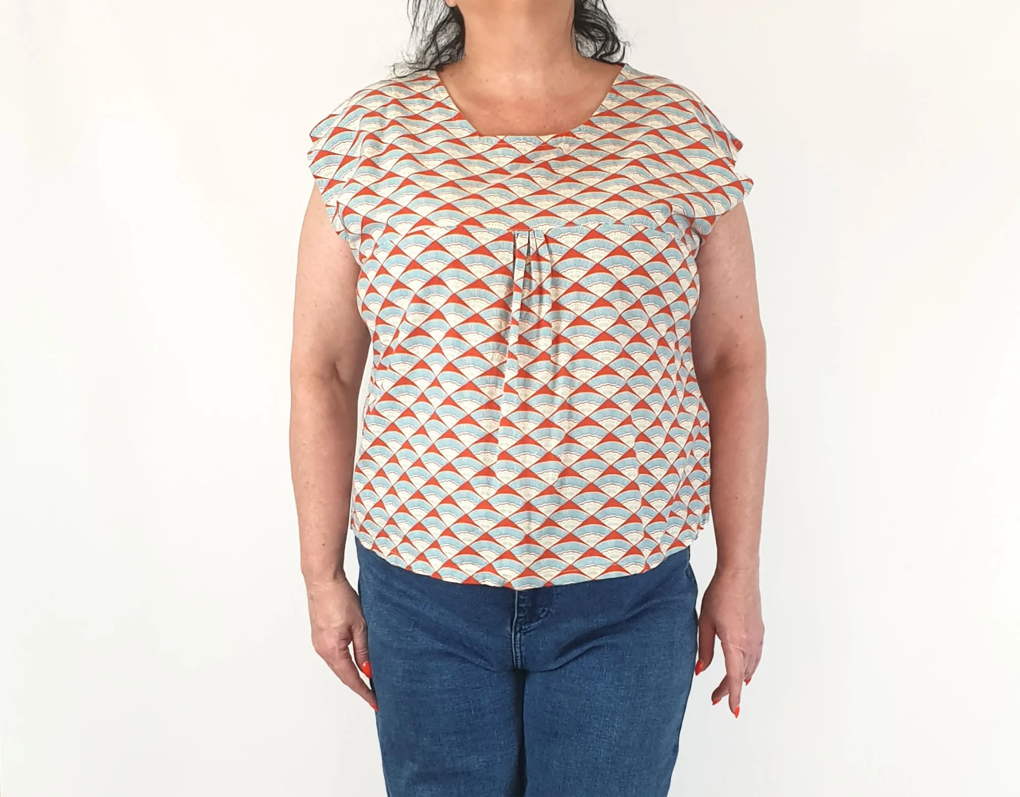 Finki red and blue fan print top size XL