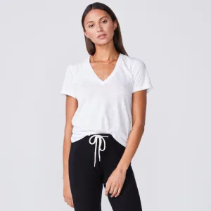 FITTED V NECK TEE