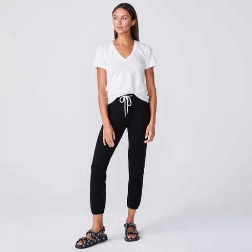 FITTED V NECK TEE