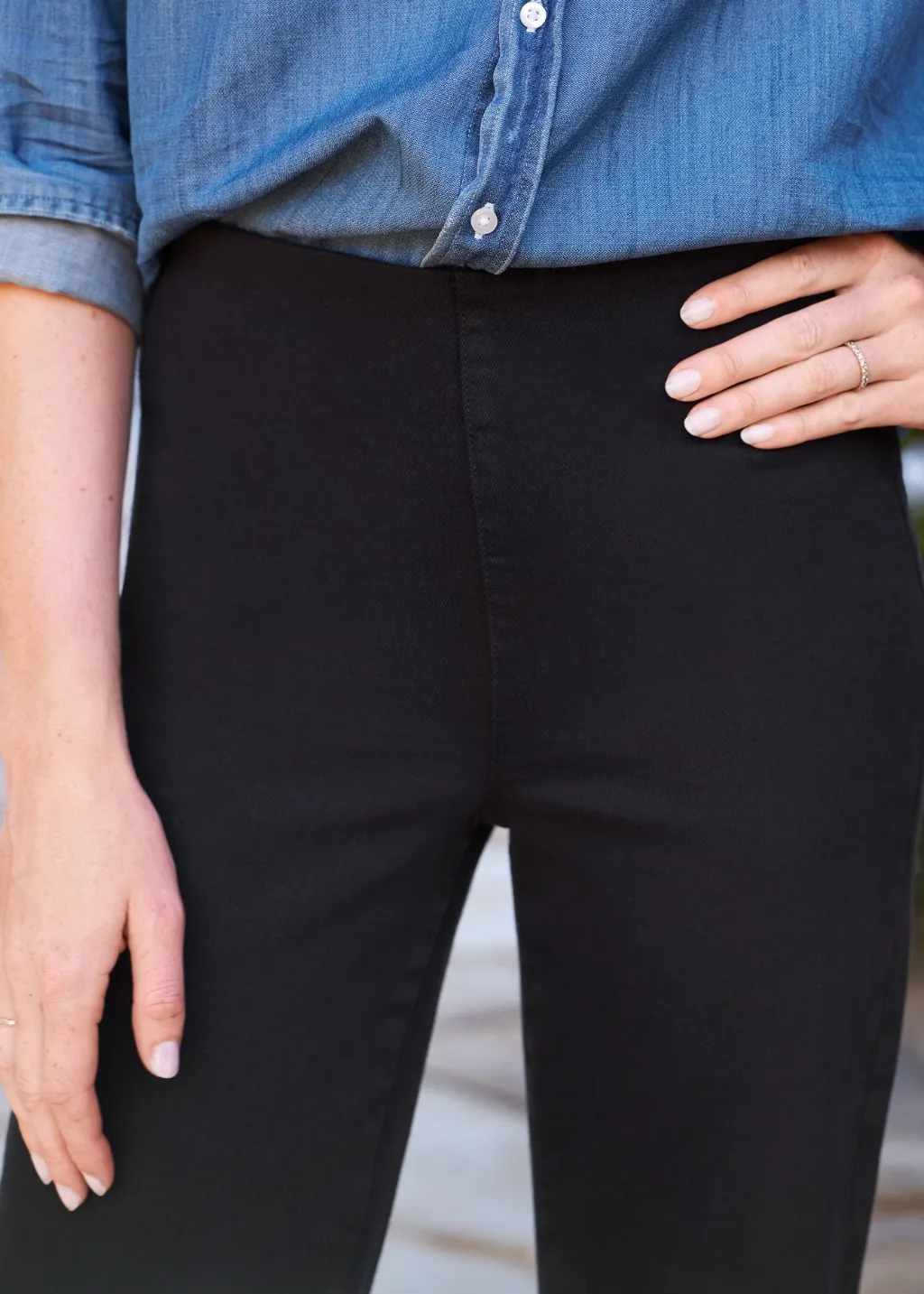 Frank & Eileen The Italian Wide Leg in Black