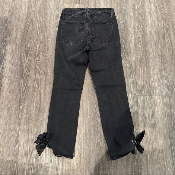 Good American Women’s High Rise Black Skinny Jeans Bow Details on Ankle sz 6/28