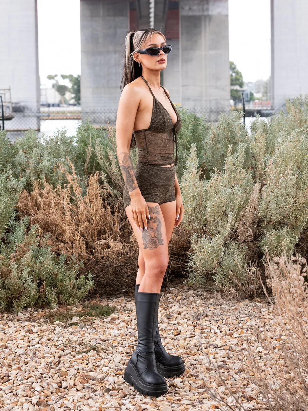 GROUNDED ROLL OVER SHORTS - KHAKI LACE