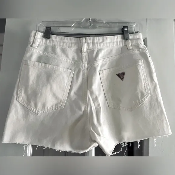 Guess White Denim Claudia Shorts, Size 30 NWT