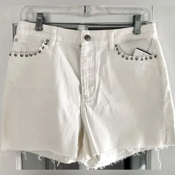 Guess White Denim Claudia Shorts, Size 30 NWT