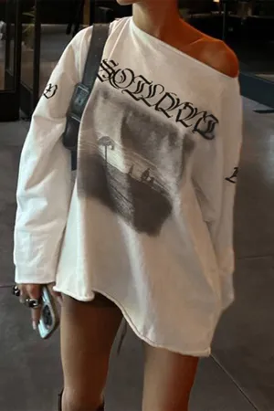 HTS1054 Oversized Graphic Print Top Tee