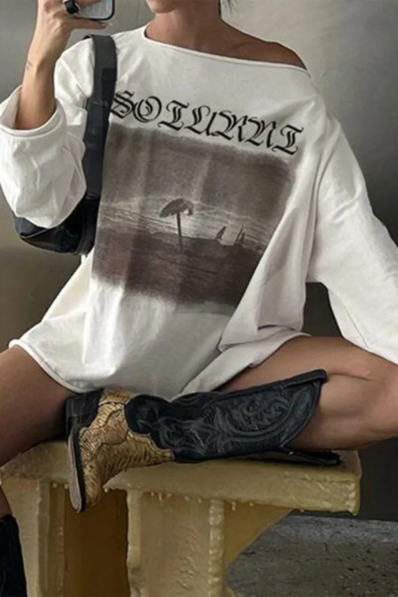 HTS1054 Oversized Graphic Print Top Tee