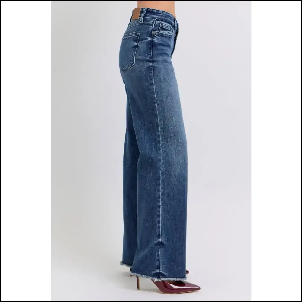 Jeans that Make you Feel Like a Cool Cat - Raw Hem Awesomeness!