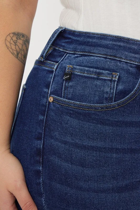 Kan Can Plus Open Pack Slim Straight Jeans