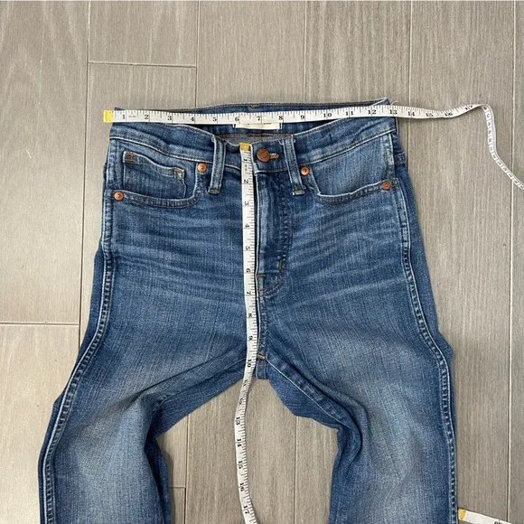 Madewell 10&quot; High Rise Skinny Jeans Cutout Tulip Hem Edition  K5236 Size 25