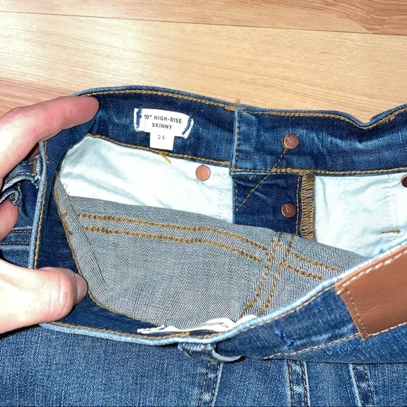 Madewell 10&quot; High-Rise Skinny Jeans: Drop-Hem Edition size 24