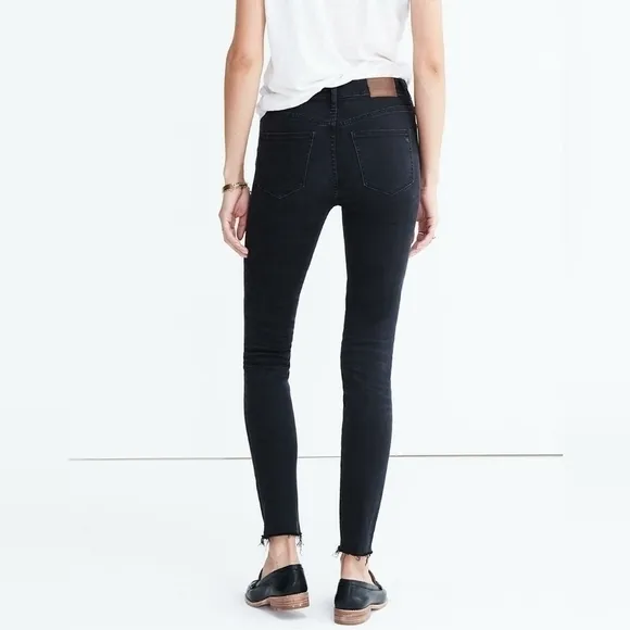 MADEWELL 9&quot; High-Rise Skinny Jeans in Black Sea