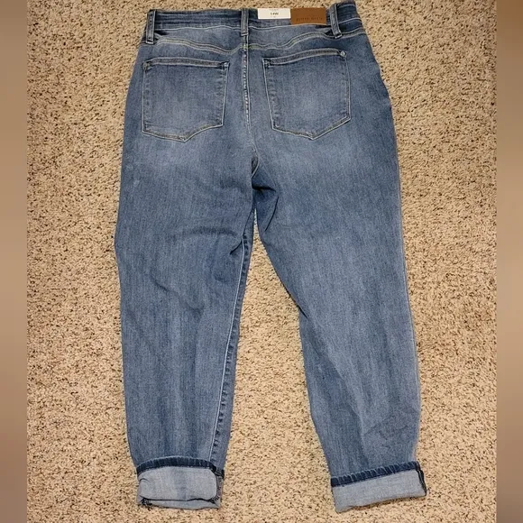 Medium Wash Slim Jeans