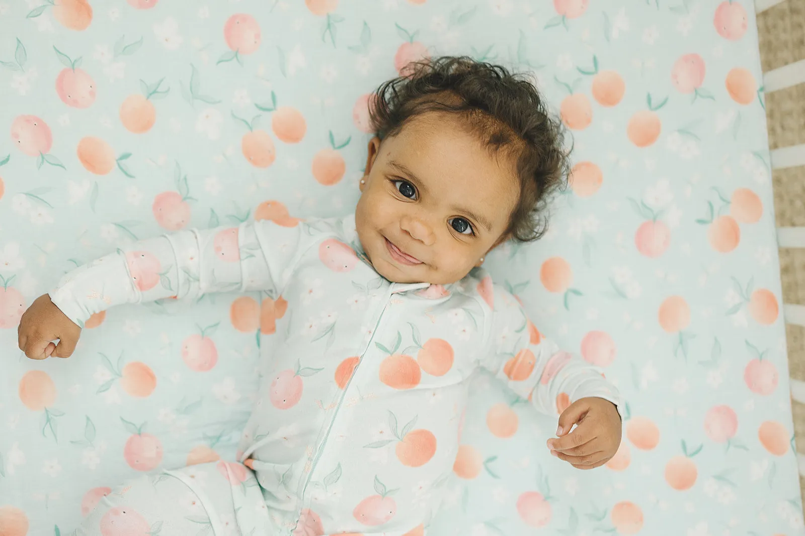 Muslin Fitted Crib Sheet - Peaches