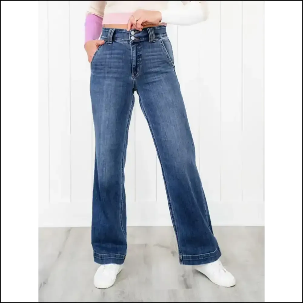Needful Things Chic Washed Straight Leg Jeans: Because Pants Should Flatter! 😎👖