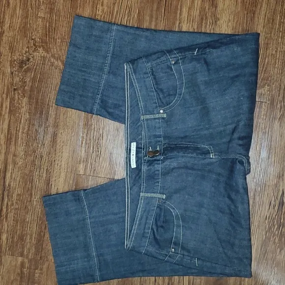 New Plus Size Tommy Hilfiger Crop Triple Button Leg Jeans Size 18