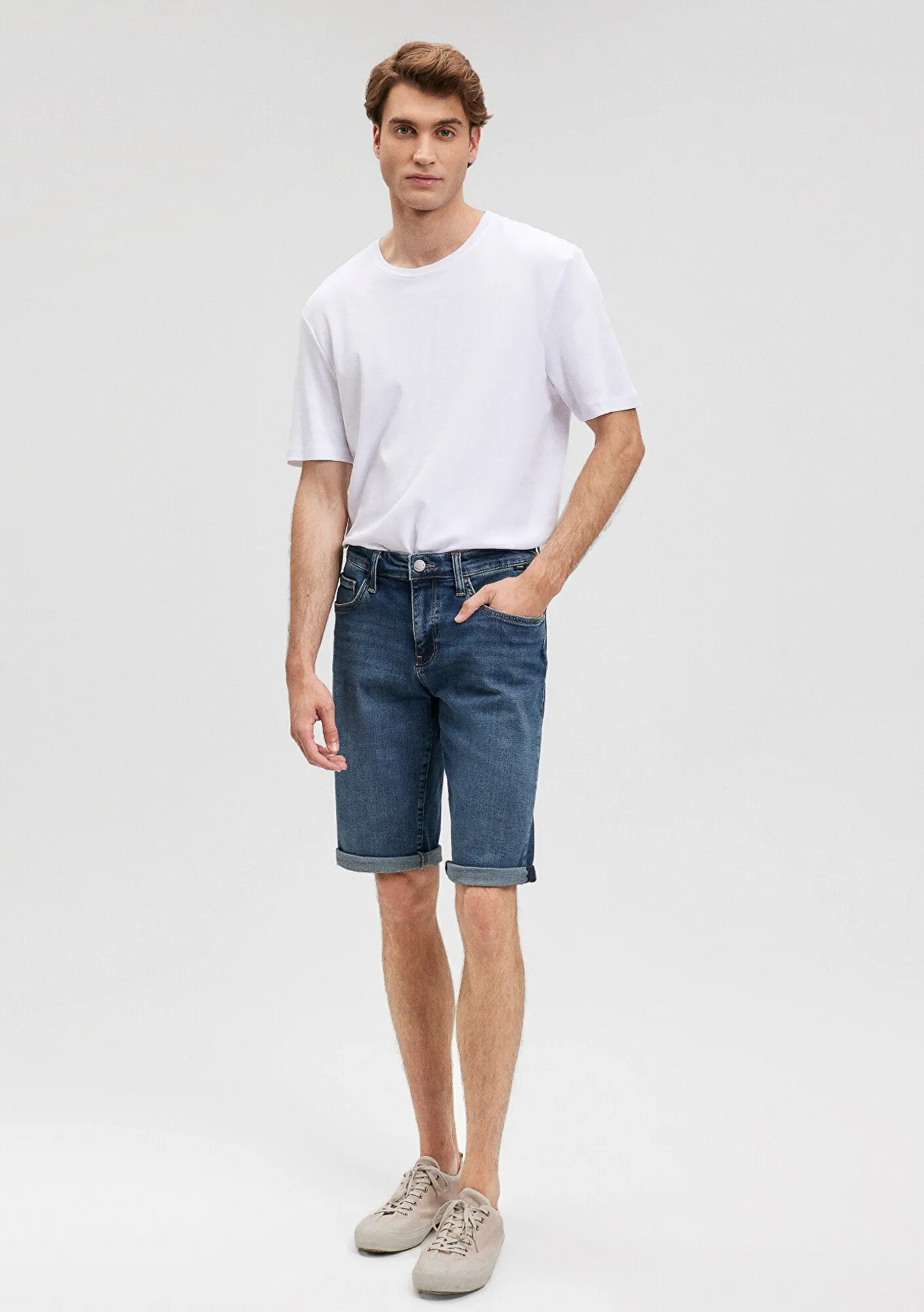 Nicholas Dark Shaded Mavi Black Jean Shorts