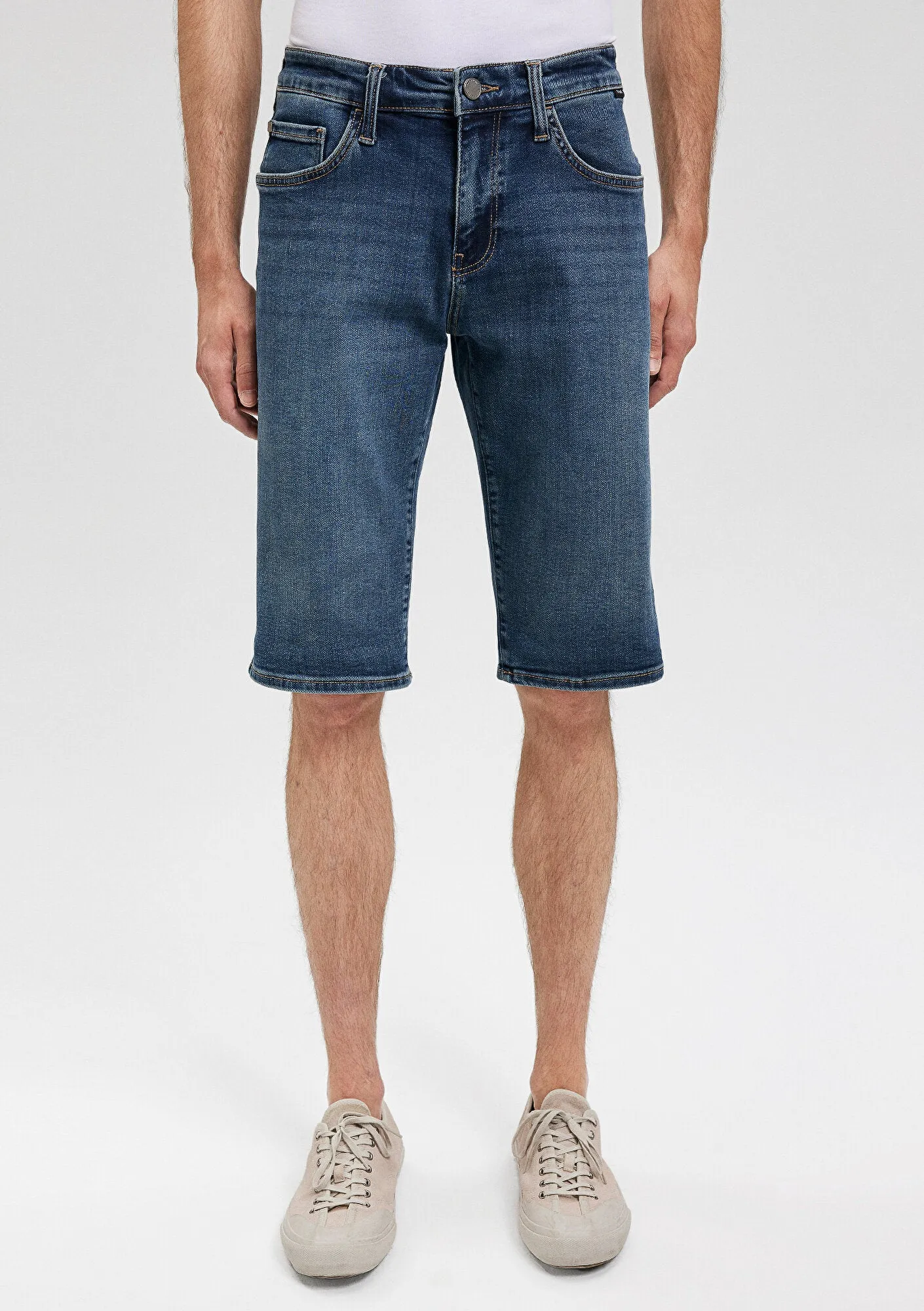 Nicholas Dark Shaded Mavi Black Jean Shorts