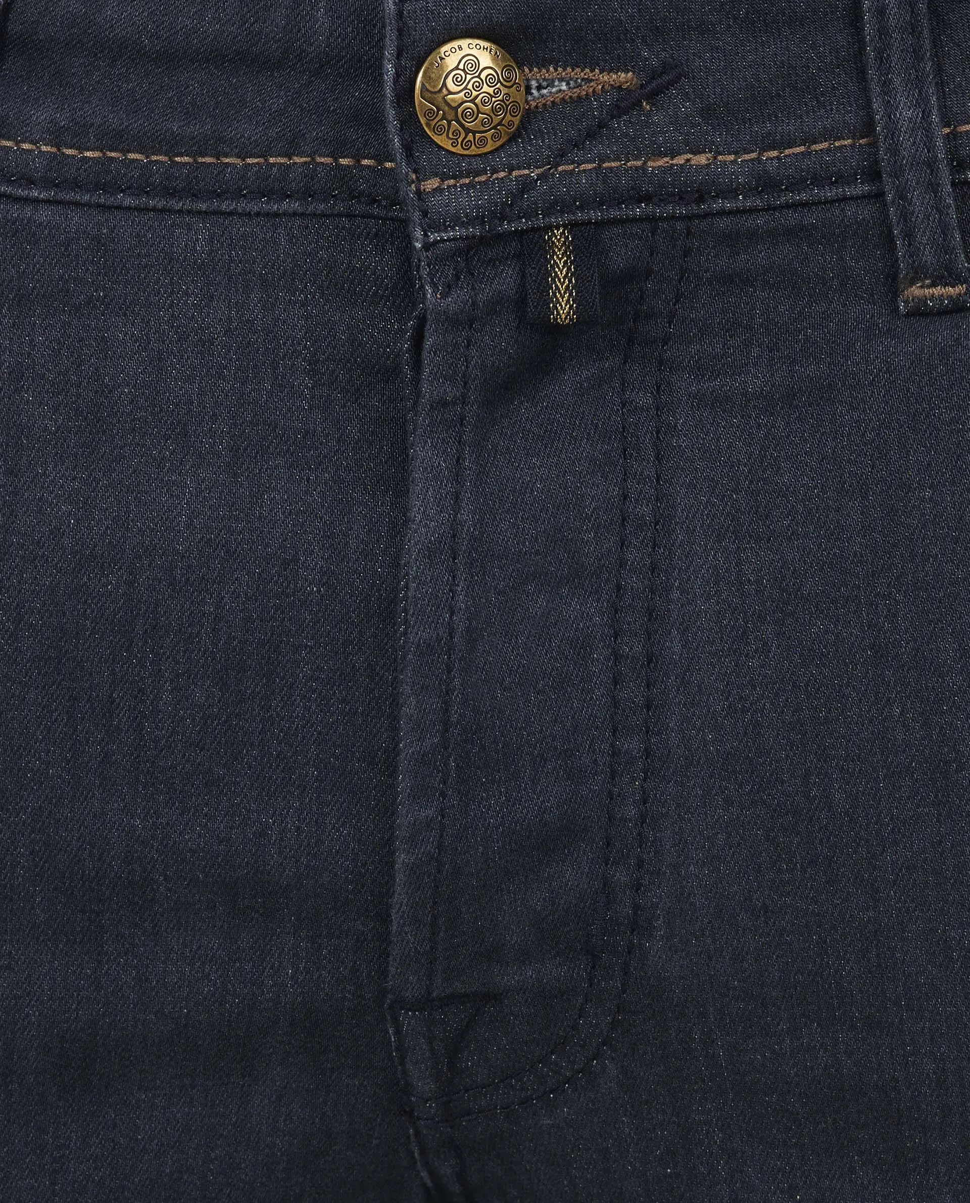 Nick jeans