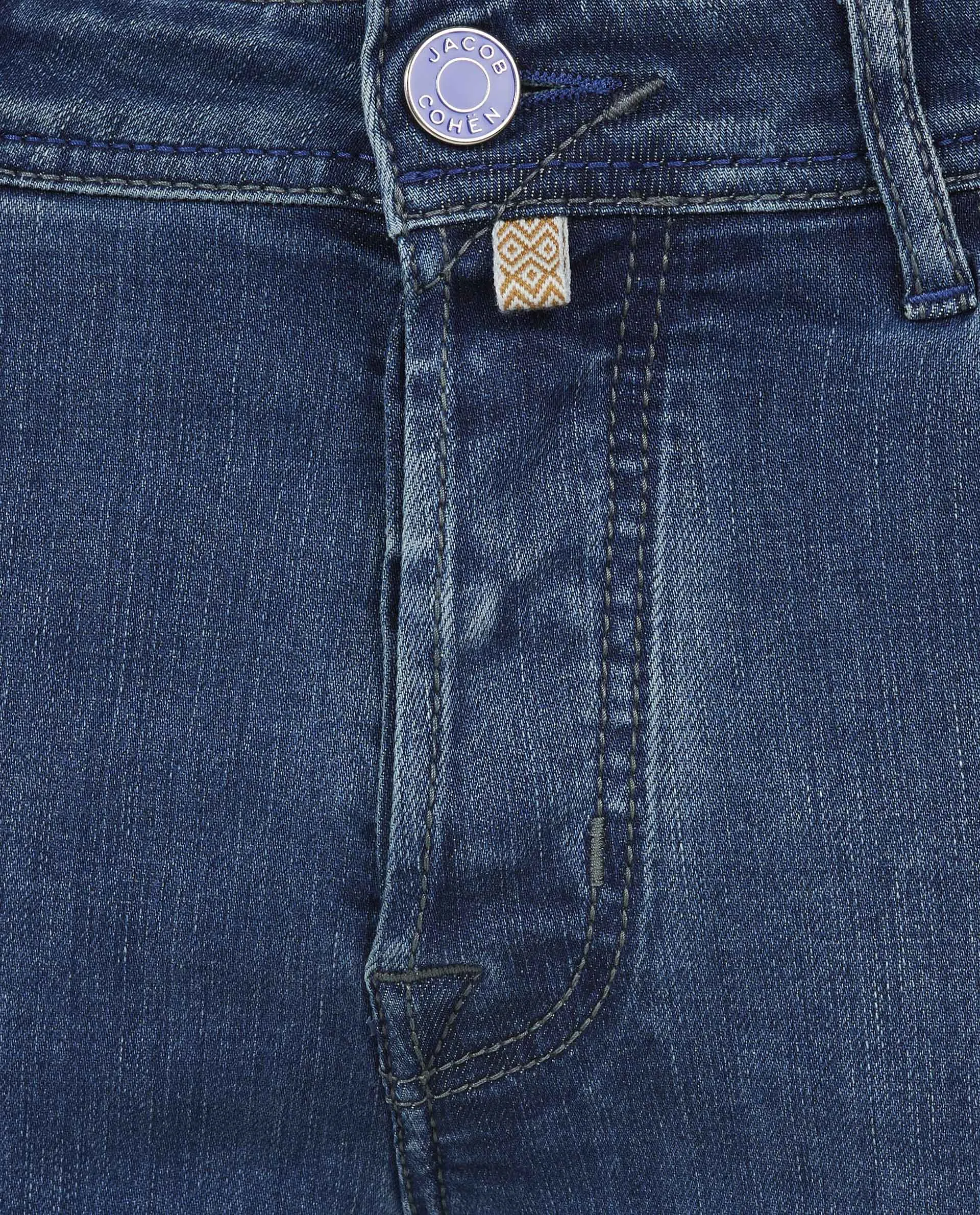 Nick jeans