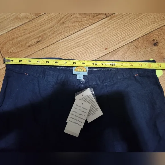 NWT C&amp;C California Navy Blue Linen Cotton Shorts M