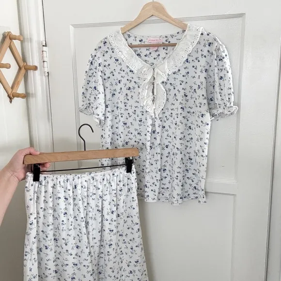Of the Moment Blue Floral Set