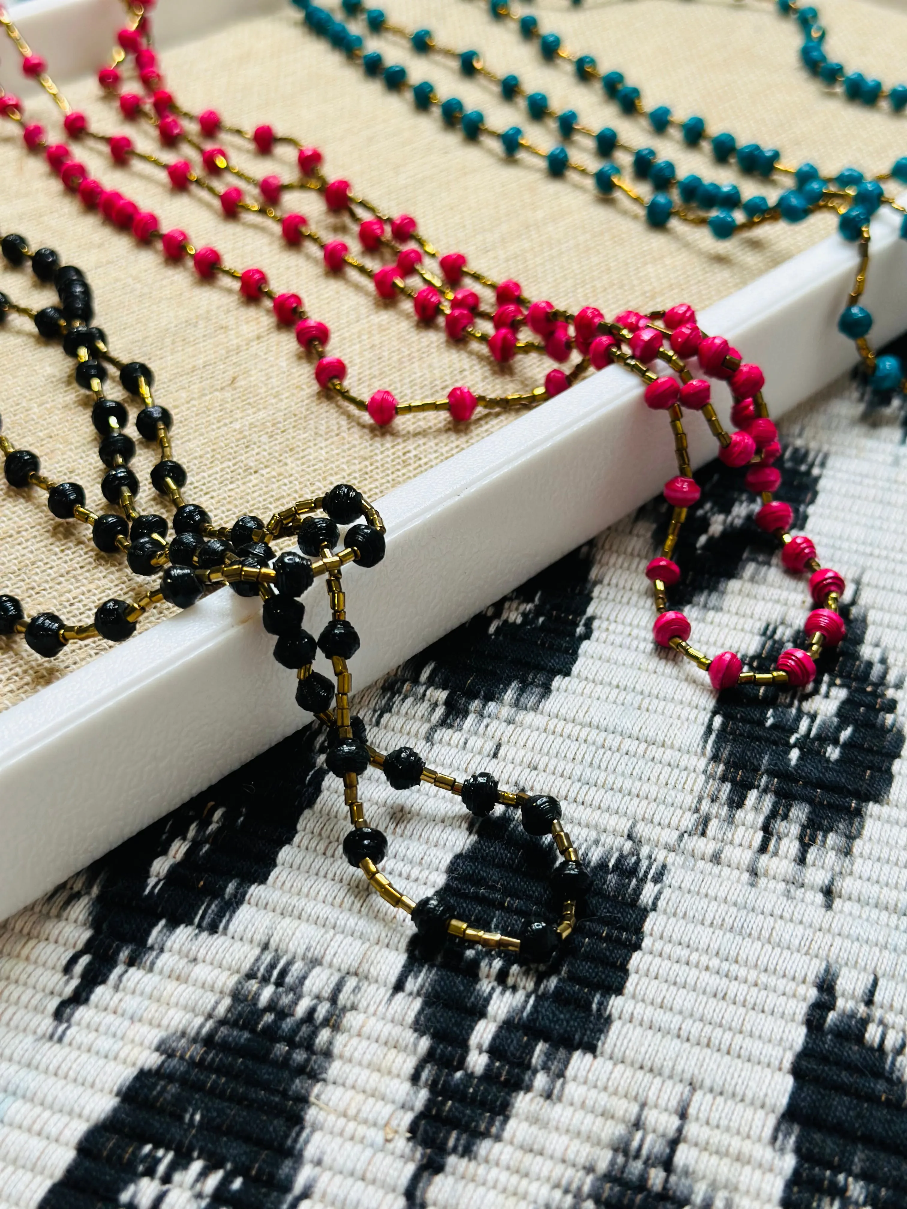 Paper Rope Necklace {black}