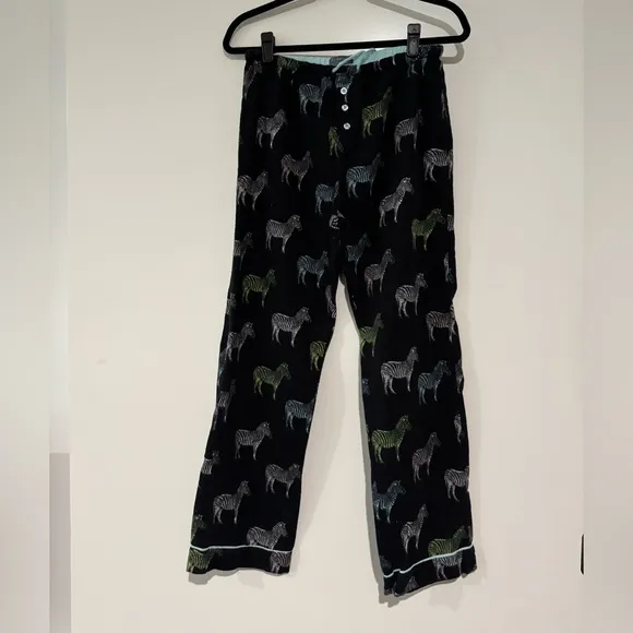 PJ SALVAGE ✨ 2pc set ZEBRAS flannel top &amp; drawstring sleep pants