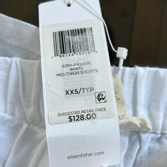 Please Read. Eileen Fisher Organic Linen Shorts.